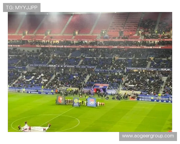 法甲俱乐部组织的球迷活动及社区建设成果